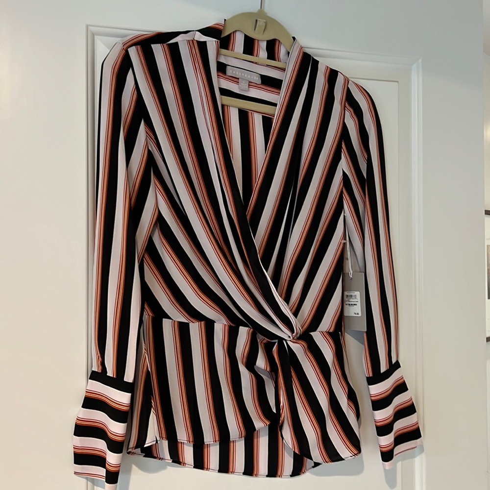 NWT Chelsea 28 twist front top - XS